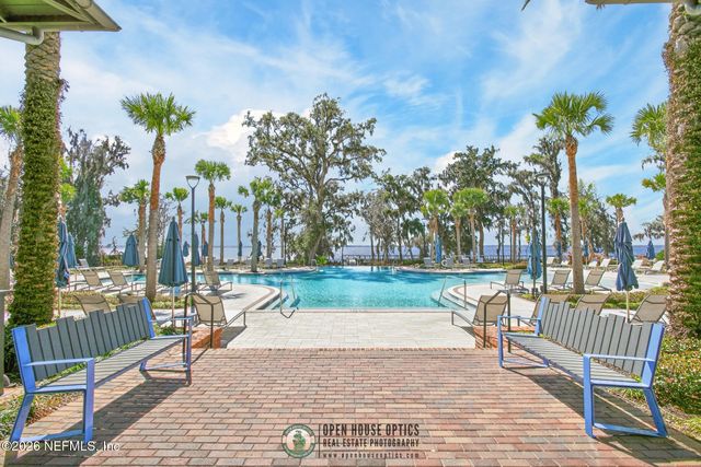 56 FOOTBRIDGE Road, St. Johns, FL 32259