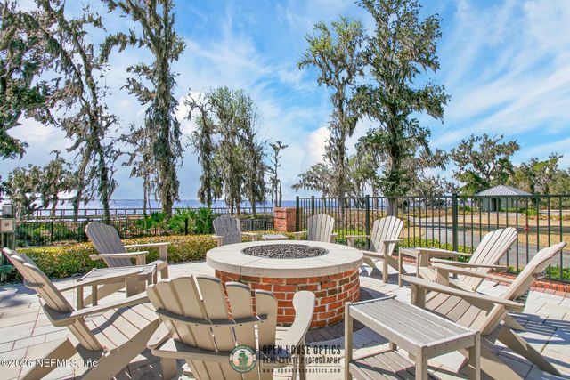 56 FOOTBRIDGE Road, St. Johns, FL 32259