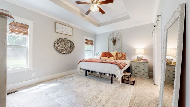 7146 Pepper Tree Cir, Fairview, TN 37062