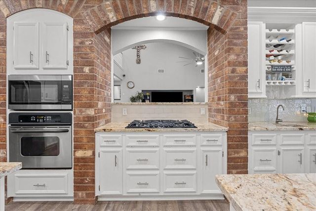 20511 Appaloosa Trail, Crosby, TX 77532
