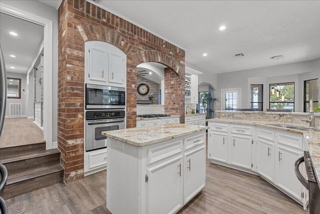 20511 Appaloosa Trail, Crosby, TX 77532