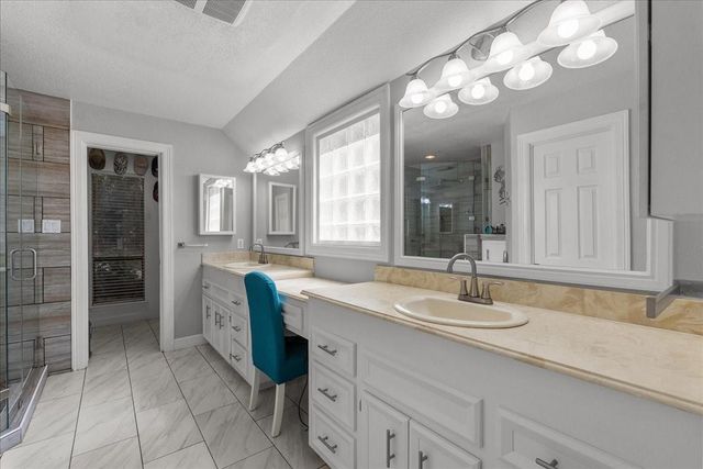 20511 Appaloosa Trail, Crosby, TX 77532