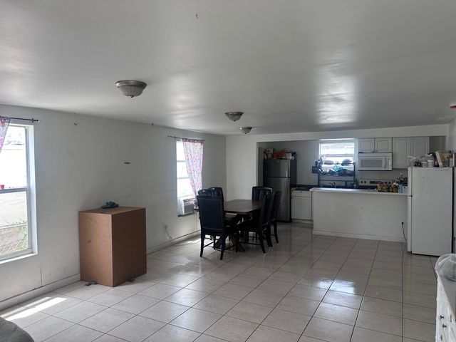 637 46th Street, West Palm Beach, FL 33407