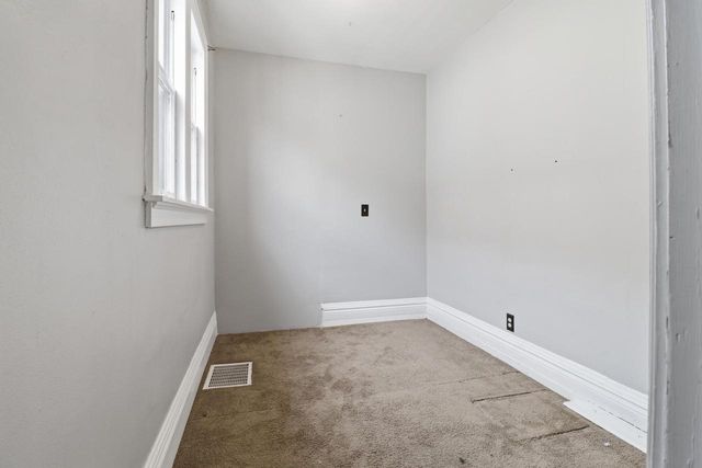 1414 W Euclid AVENUE, Milwaukee, WI 53215