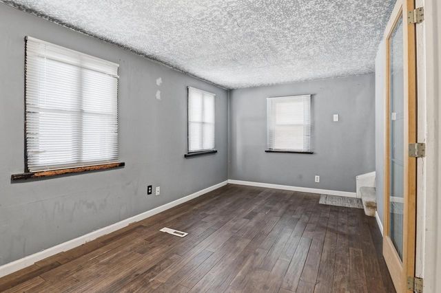 1414 W Euclid AVENUE, Milwaukee, WI 53215