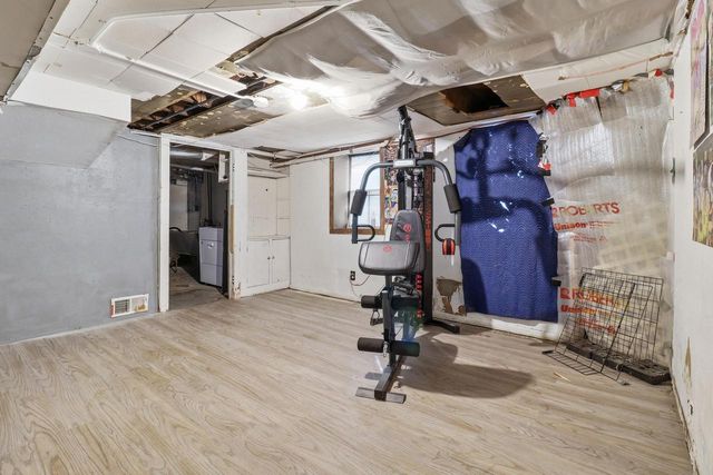 1414 W Euclid AVENUE, Milwaukee, WI 53215