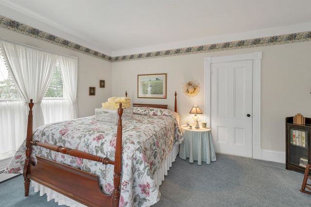 19 Church Street, Alton, NH 03809