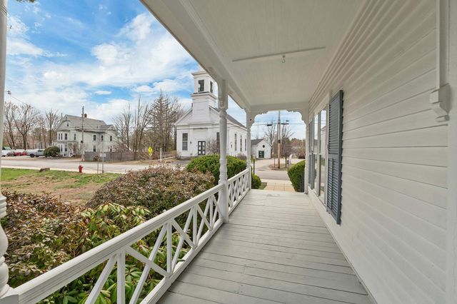 19 Church Street, Alton, NH 03809