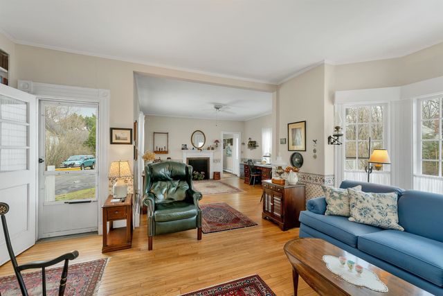 19 Church Street, Alton, NH 03809