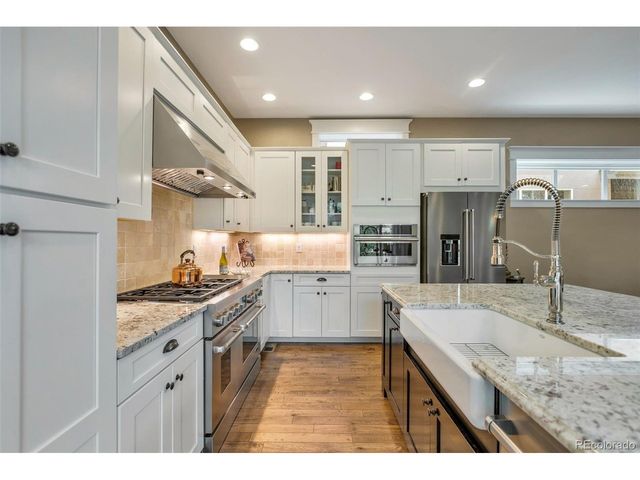 90 Niagara St, Denver, CO 80230