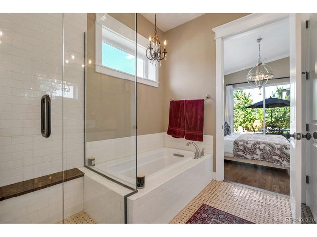 90 Niagara St, Denver, CO 80230