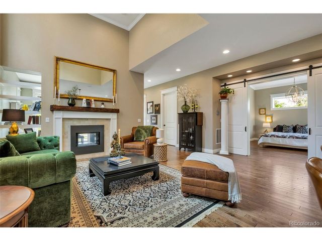 90 Niagara St, Denver, CO 80230