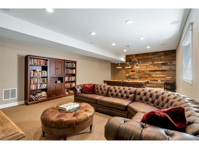 90 Niagara St, Denver, CO 80230