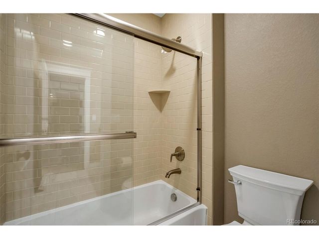 90 Niagara St, Denver, CO 80230