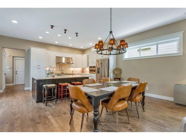 90 Niagara St, Denver, CO 80230