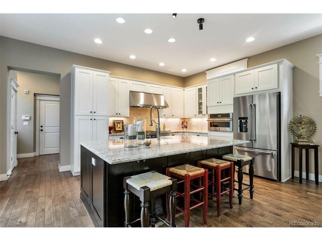90 Niagara St, Denver, CO 80230