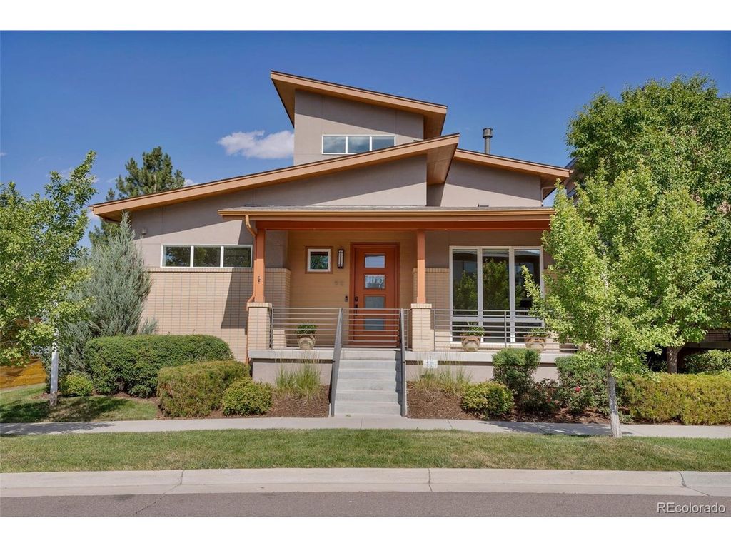 90 Niagara St, Denver, CO 80230