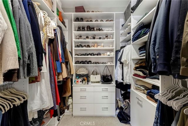 10639 Woodbridge Street 206, Toluca Lake, CA 91602