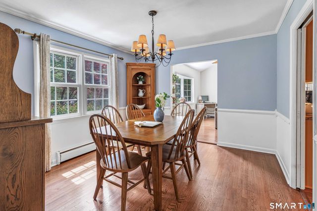 15 Rivergate Woods, Wilton, CT 06897