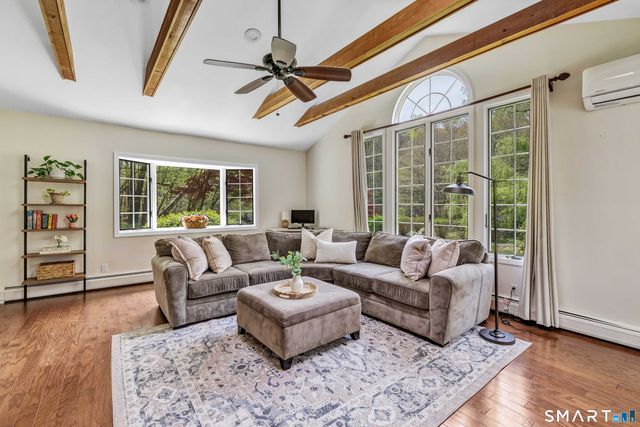 15 Rivergate Woods, Wilton, CT 06897