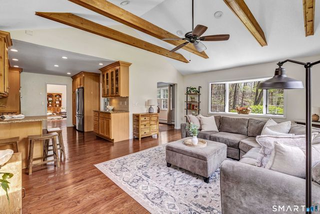 15 Rivergate Woods, Wilton, CT 06897