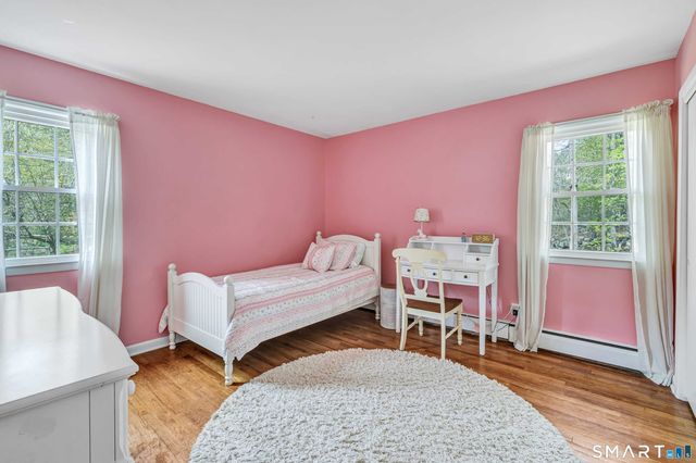 15 Rivergate Woods, Wilton, CT 06897