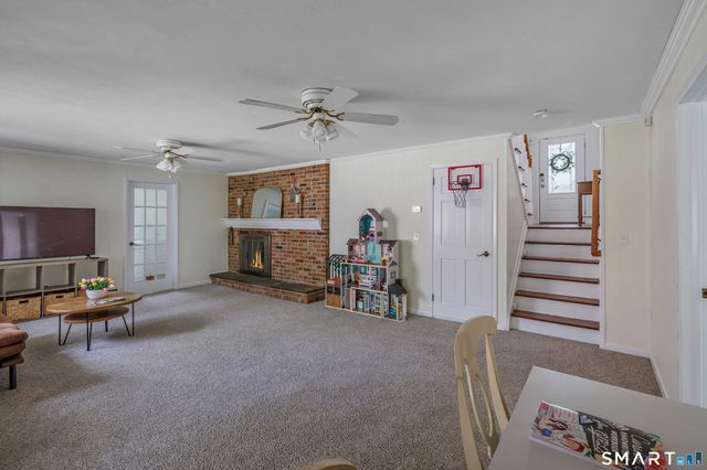 15 Rivergate Woods, Wilton, CT 06897