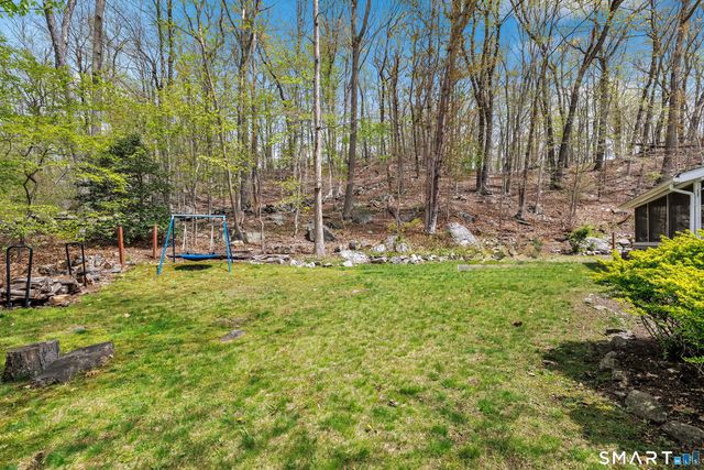 15 Rivergate Woods, Wilton, CT 06897