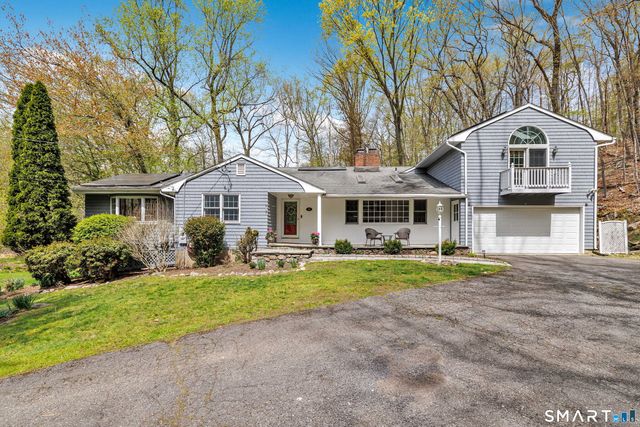 15 Rivergate Woods, Wilton, CT 06897