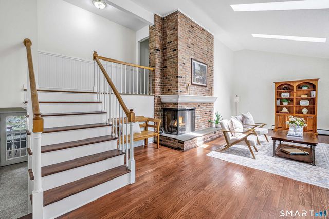 15 Rivergate Woods, Wilton, CT 06897