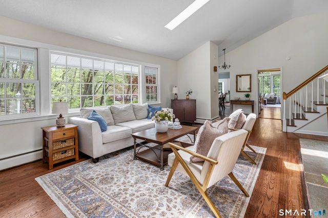 15 Rivergate Woods, Wilton, CT 06897