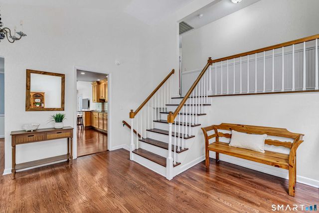 15 Rivergate Woods, Wilton, CT 06897
