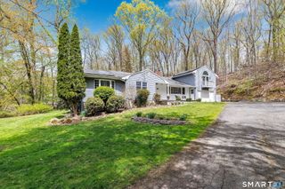 15 Rivergate Woods, Wilton, CT 06897