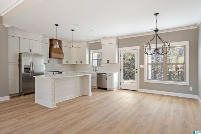 30 CREEKSTONE DRIVE, Sylacauga, AL 35151