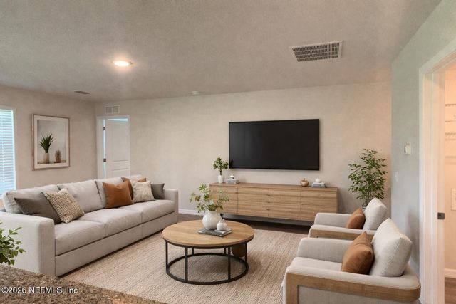 6578 FLOWERS Avenue, Jacksonville, FL 32244