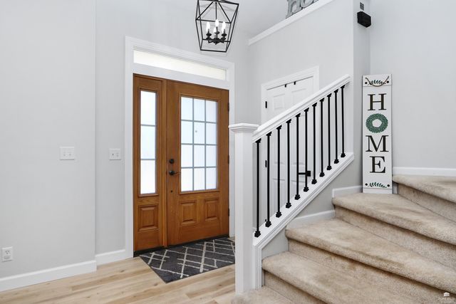 1672 Kingwood, Manhattan, KS 66502