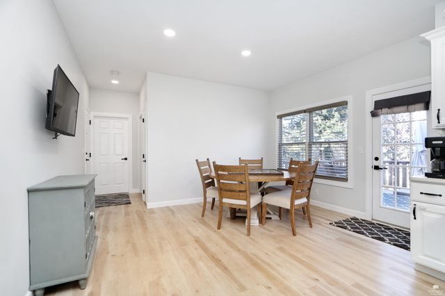 1672 Kingwood, Manhattan, KS 66502