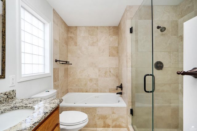 1672 Kingwood, Manhattan, KS 66502