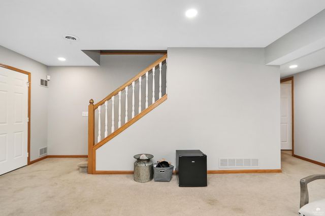 1672 Kingwood, Manhattan, KS 66502