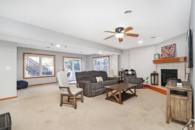 1672 Kingwood, Manhattan, KS 66502