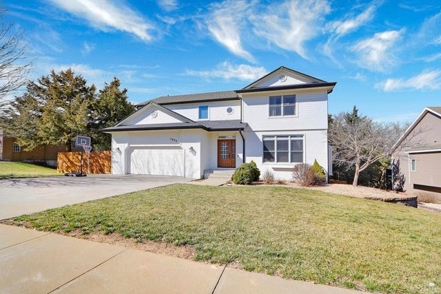 1672 Kingwood, Manhattan, KS 66502