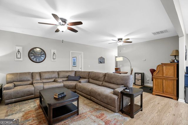 36 Nash Island Lane, Sharpsburg, GA 30277