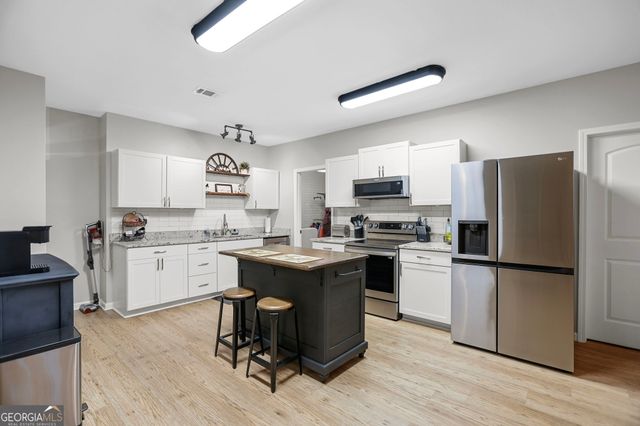 36 Nash Island Lane, Sharpsburg, GA 30277