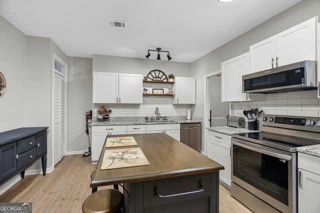 36 Nash Island Lane, Sharpsburg, GA 30277