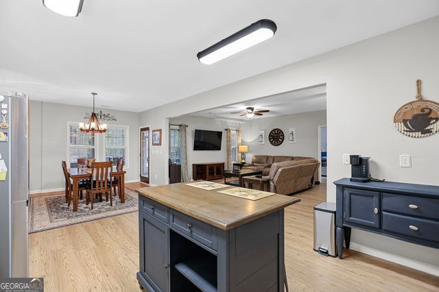 36 Nash Island Lane, Sharpsburg, GA 30277