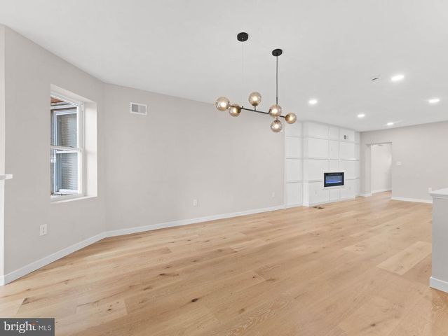 6034 W COLUMBIA AVE, Philadelphia, PA 19151