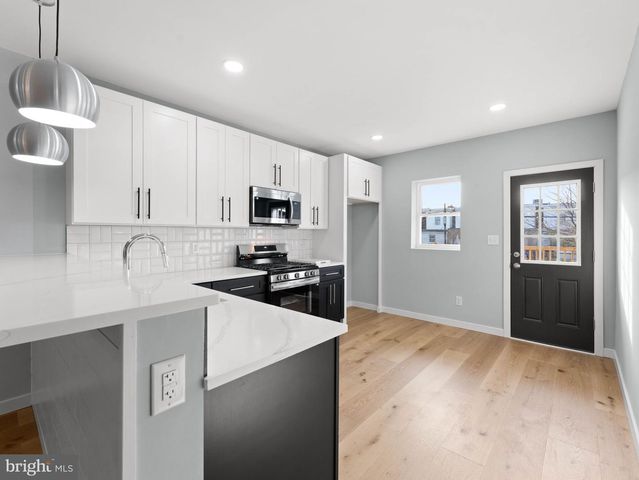 6034 W COLUMBIA AVE, Philadelphia, PA 19151