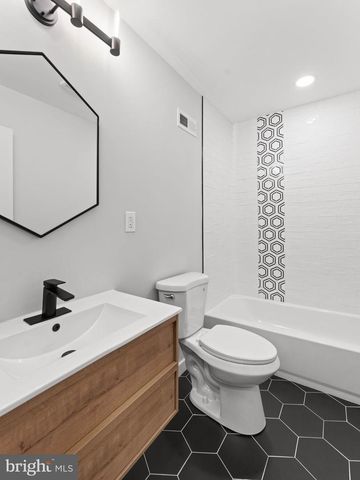 6034 W COLUMBIA AVE, Philadelphia, PA 19151