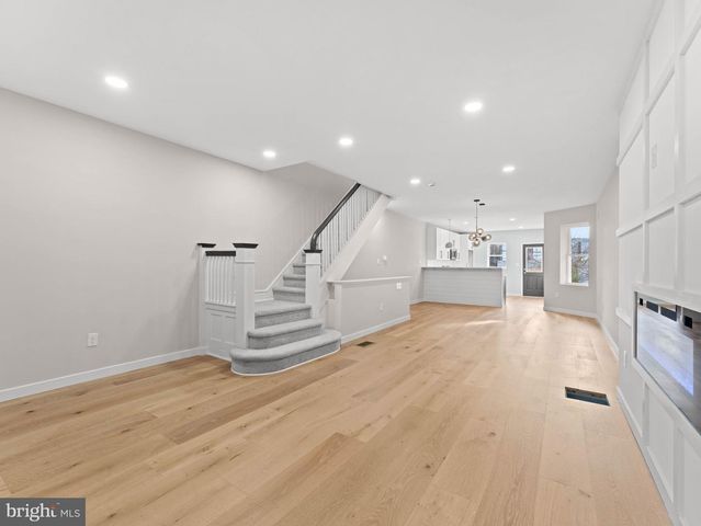 6034 W COLUMBIA AVE, Philadelphia, PA 19151