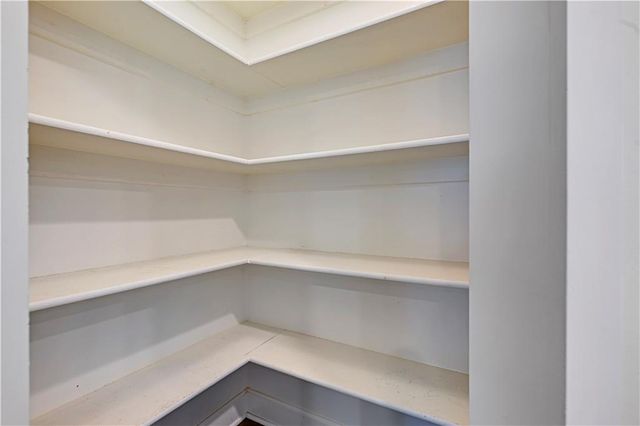 6241 Howe Drive, Fairway, KS 66205